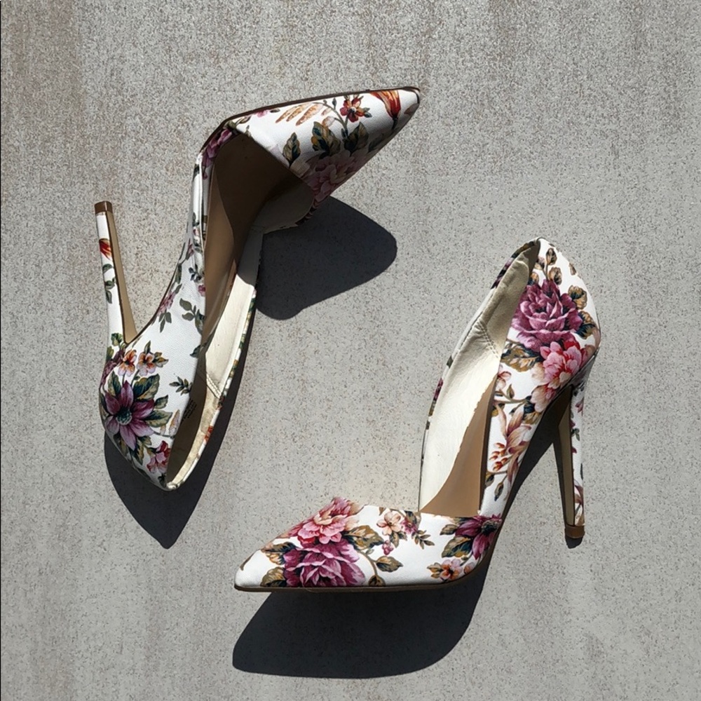 Vintage style Floral Heels sz. 7.5